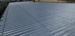 サーモバリア施工後の屋根｜工場の暑さ対策完了